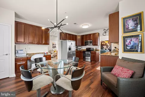 Dining - 7301 Travertine Dr #403, Baltimore, MD 21209 photo 4 of 4