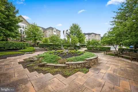 Exterior - 7301 Travertine Dr #403, Baltimore, MD 21209 photo 2 of 4