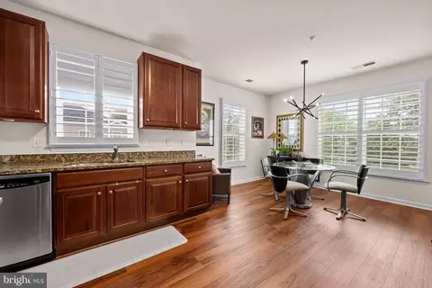 Kitchen - 7301 Travertine Dr #403, Baltimore, MD 21209 photo 4 of 4