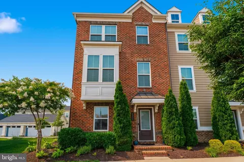 Exterior - 6300 Osterley St, Middle River, MD 21220 photo 1 of 4