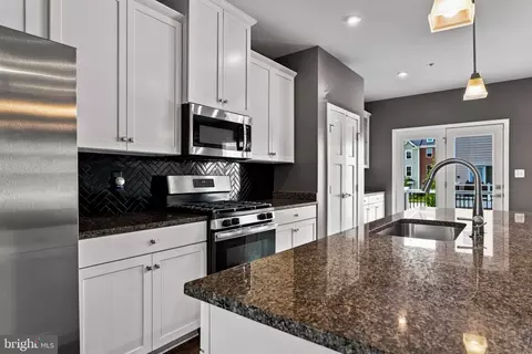 Kitchen - 6300 Osterley St, Middle River, MD 21220 photo 1 of 1