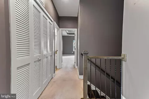 Entry Way - 6300 Osterley St, Middle River, MD 21220 photo 16 of 19
