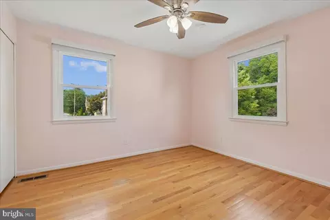 Bedroom - 535 Dunkirk Rd, Baltimore, MD 21212 photo 4 of 7