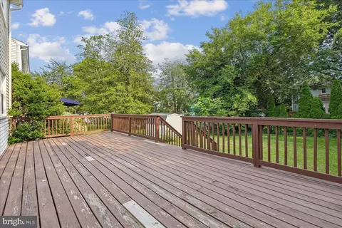 Exterior - 535 Dunkirk Rd, Baltimore, MD 21212 photo 3 of 4