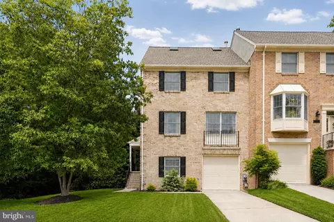 16 Hewetson Ct, Lutherville Timonium, MD 21093