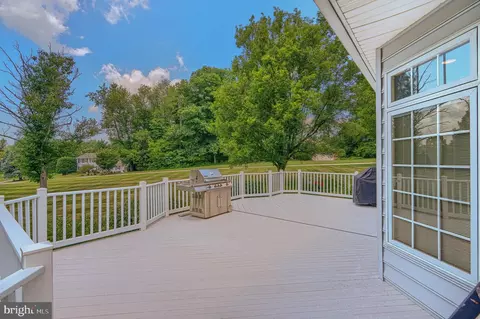 Exterior - 16 Kincaid Ct, Baldwin, MD 21013 photo 3 of 14