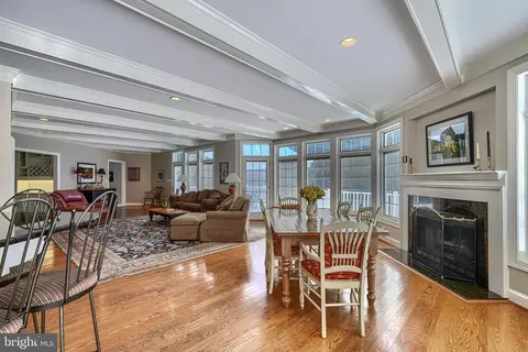 Dining - 16 Kincaid Ct, Baldwin, MD 21013 photo 3 of 5