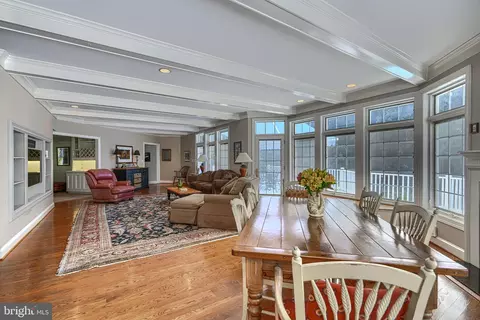 Dining - 16 Kincaid Ct, Baldwin, MD 21013 photo 4 of 5