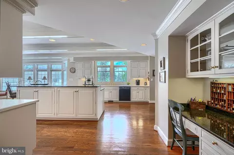 Kitchen - 16 Kincaid Ct, Baldwin, MD 21013 photo 6 of 6