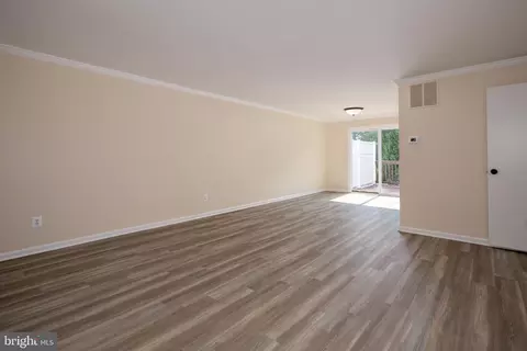 8 Perryfalls Pl, Nottingham, MD 21236 photo 7