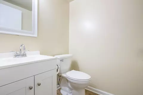 8 Perryfalls Pl, Nottingham, MD 21236 photo 30