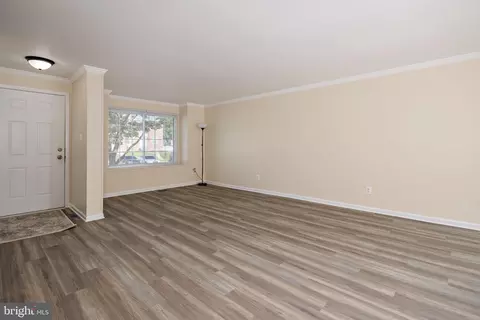 8 Perryfalls Pl, Nottingham, MD 21236 photo 6