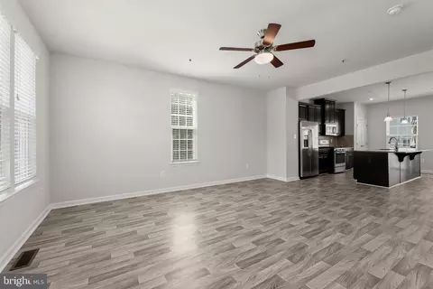 Living - 4926 Arborgate Cir, Baltimore, MD 21227 photo 7 of 7