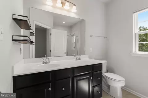 Bath - 4926 Arborgate Cir, Baltimore, MD 21227 photo 1 of 2