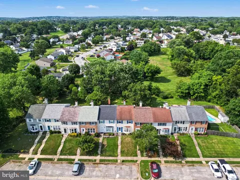 View/Area - 9121 Deviation Rd, Nottingham, MD 21236 photo 3 of 4
