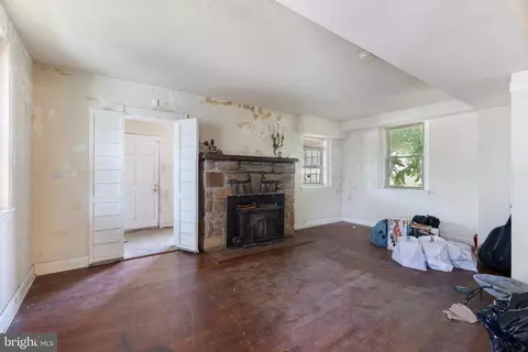 Living - 3600 Tulsa Rd, Gwynn Oak, MD 21207 photo 2 of 2
