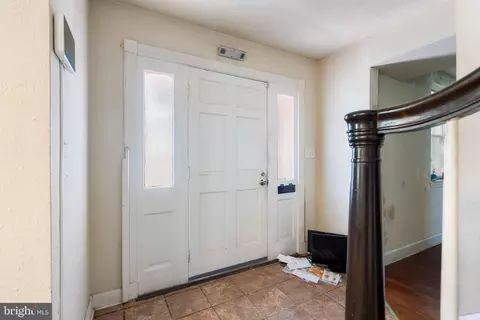Entry Way - 3600 Tulsa Rd, Gwynn Oak, MD 21207 photo 3 of 6