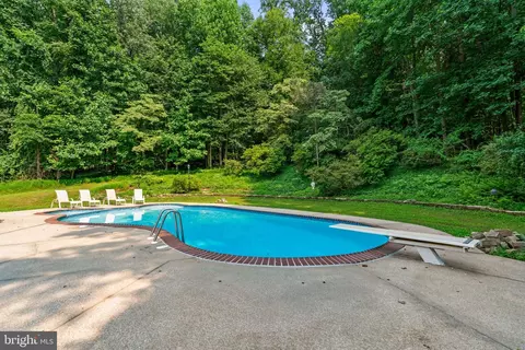 Exterior - 300 Stonehurst Rd, Phoenix, MD 21131 photo 5 of 16