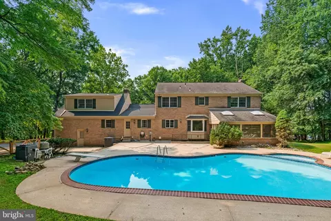Exterior - 300 Stonehurst Rd, Phoenix, MD 21131 photo 9 of 16