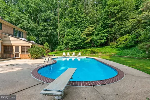 Exterior - 300 Stonehurst Rd, Phoenix, MD 21131 photo 6 of 16
