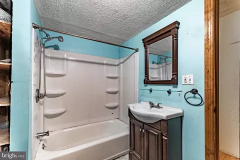 Bath - 216 Riverview Ave, Dundalk, MD 21222 photo 1 of 2