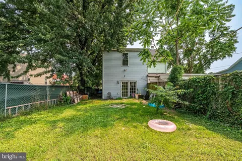 Exterior - 216 Riverview Ave, Dundalk, MD 21222 photo 2 of 2