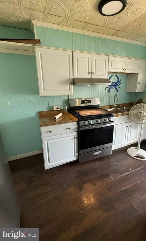 Kitchen - 7920 Kavanagh Rd, Dundalk, MD 21222 photo 1 of 1