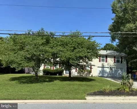 8 Sunnyking Dr, Reisterstown, MD 21136