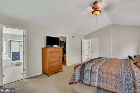 Bedroom - 11733 Hamilton Pl # A, White Marsh, MD 21162 photo 2 of 6