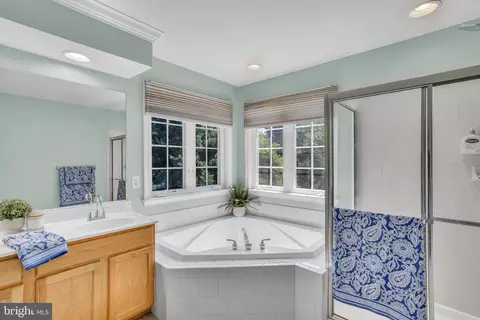 Bath - 11733 Hamilton Pl # A, White Marsh, MD 21162 photo 1 of 3