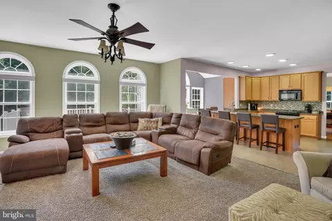 Other - 11733 Hamilton Pl # A, White Marsh, MD 21162 photo 4 of 21