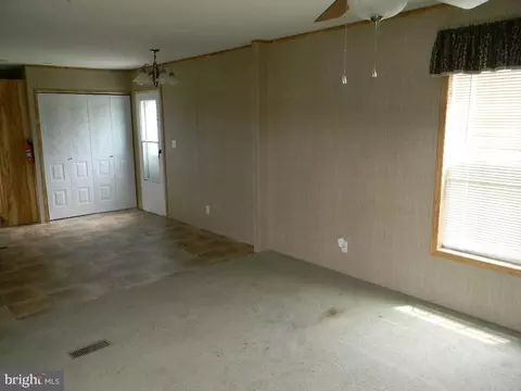 22 Tamarac Trl, Middle River, MD 21220 photo 7