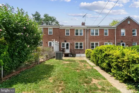 Exterior - 322 Stanmore Rd, Baltimore, MD 21212 photo 4 of 7