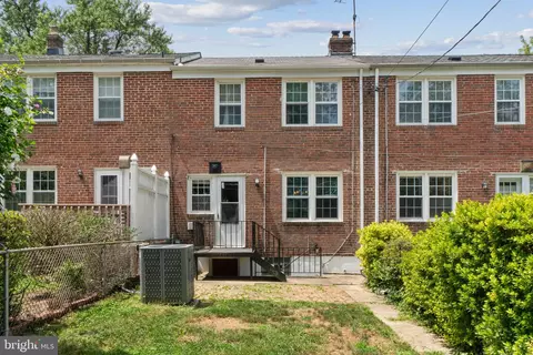 Exterior - 322 Stanmore Rd, Baltimore, MD 21212 photo 5 of 7