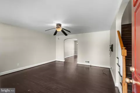 Entry Way - 322 Stanmore Rd, Baltimore, MD 21212 photo 1 of 4