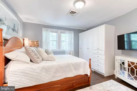 Bedroom - 417 Regester Ave, Baltimore, MD 21212 photo 1 of 5