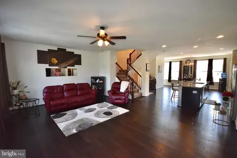 Living - 936 Ramble Run Rd, Baltimore, MD 21220 photo 1 of 1