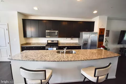 Kitchen - 936 Ramble Run Rd, Baltimore, MD 21220 photo 2 of 3