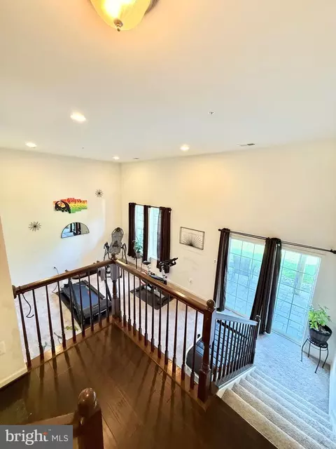 Entry Way - 936 Ramble Run Rd, Baltimore, MD 21220 photo 3 of 7