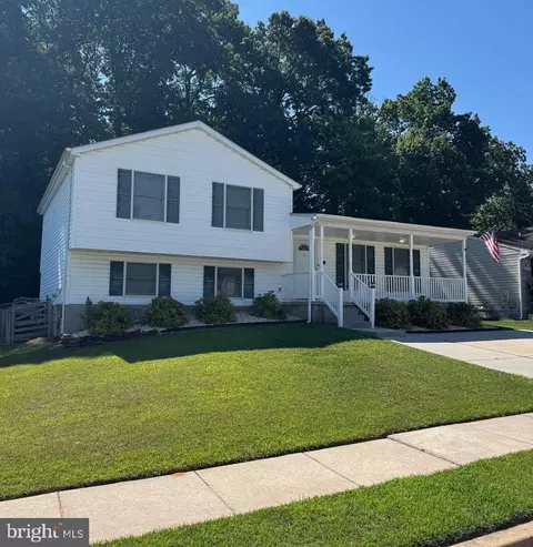 540 Fuselage Ave, Essex, MD 21221