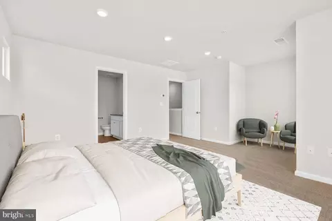 Bedroom - 8112 Bartholomew Ct, Baltimore, MD 21206 photo 1 of 4