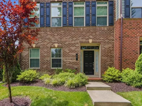 40 Wedge Way #7, Pikesville, MD 21208