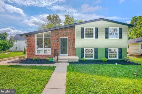 2831 Rona Rd, Baltimore, MD 21207
