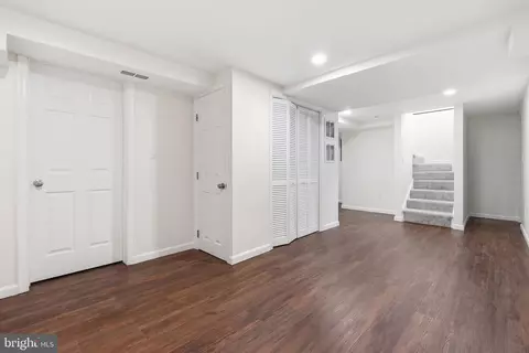 Entry Way - 3 Compression Ct, Middle River, MD 21220 photo 3 of 4