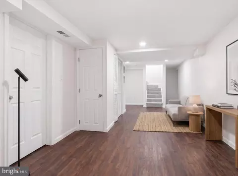 Entry Way - 3 Compression Ct, Middle River, MD 21220 photo 4 of 4