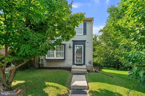 26 Spectator Ln, Owings Mills, MD 21117