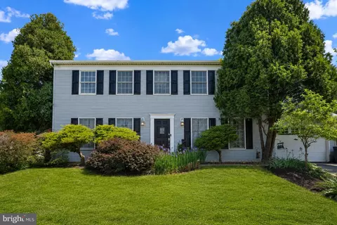 509 Central Ave Ct, Reisterstown, MD 21136