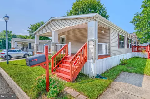Exterior - 404 Tidewater, Middle River, MD 21220 photo 2 of 5