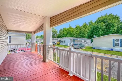 Exterior - 404 Tidewater, Middle River, MD 21220 photo 3 of 5