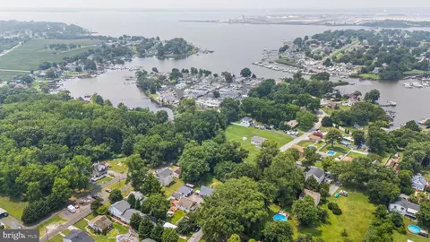 View/Area - 8011 Shore Rd, Sparrows Point, MD 21219 photo 3 of 4